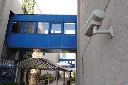 ev güvenlik kamera sistemleri fiyatları